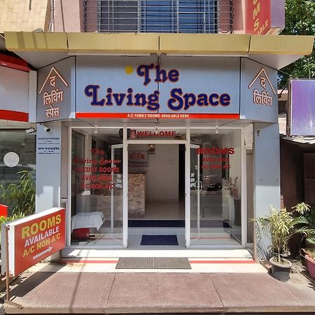 The Living Space Lonavala Exteriér fotografie