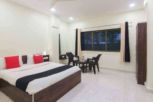 The Living Space Lonavala Exteriér fotografie
