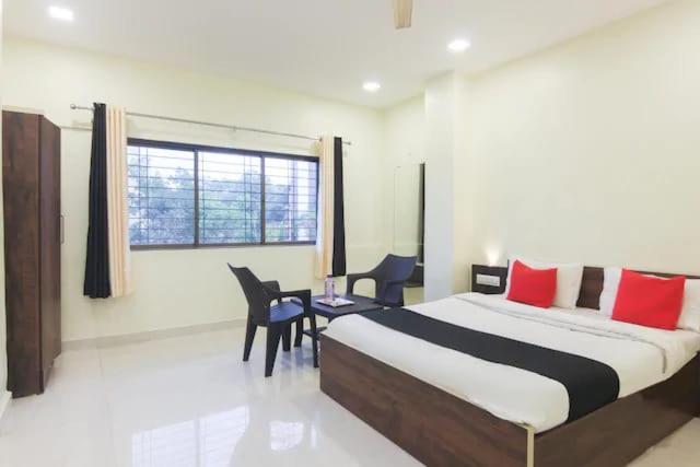 The Living Space Lonavala Exteriér fotografie