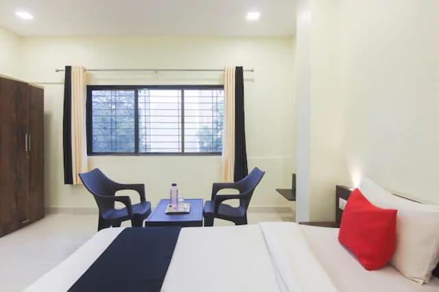The Living Space Lonavala Exteriér fotografie